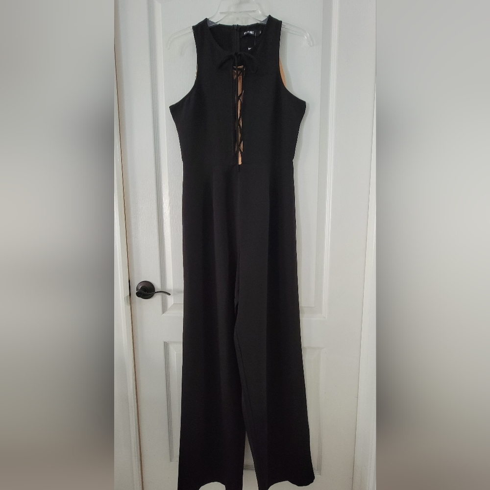 Sleeveless wide leg jumpsuit. - Picture 2 of 5
